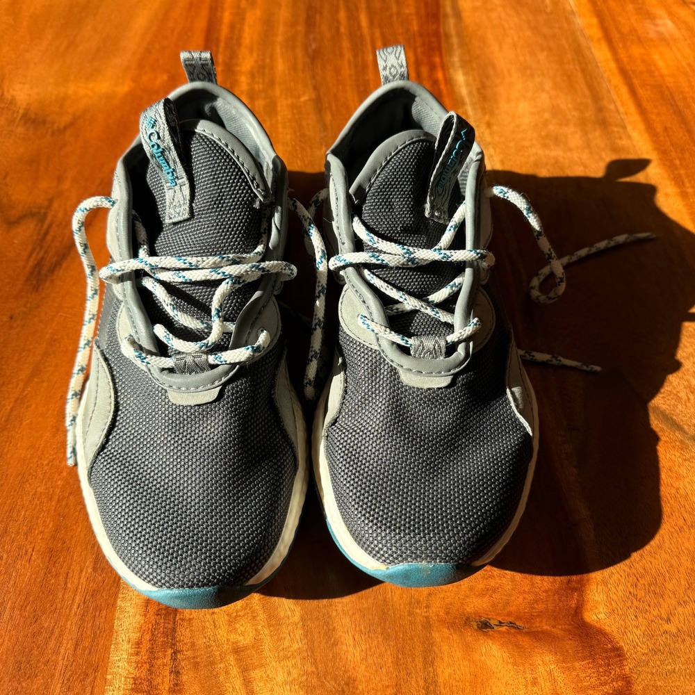 Columbia Women's Gray Mesh Hiking Sneaker Size 7